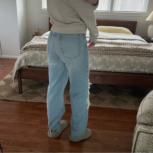 Urban Outfitters Jeans - Picture 2 of 5